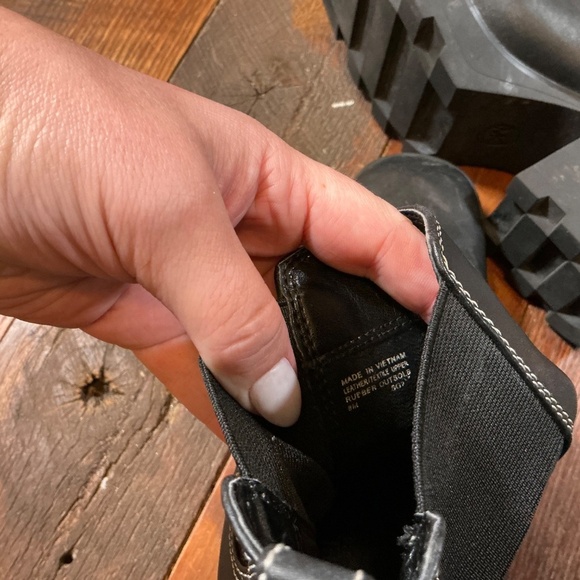 Michael Kors Keisha Black Leather and Textile Ankle Booties Size 8 - Picture 10 of 13